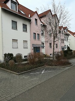 Helle 2 Zimmer Wohnung in Baiersdorf